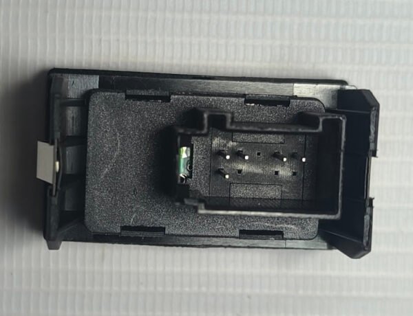 INTERUPTOR DE ELEVAVIDR ELECTRICA PARA VW  POLO 2001/2002 - Imagen 2
